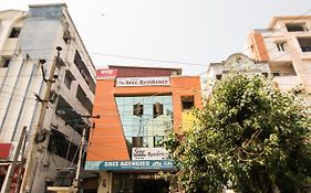 Super Oyo Hotel O Allipuram Near Railway Station